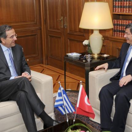 Αλλαγή τακτικής στη ΝΔ - Ματαιώνονται οι περιοδείες Σαμαρά 