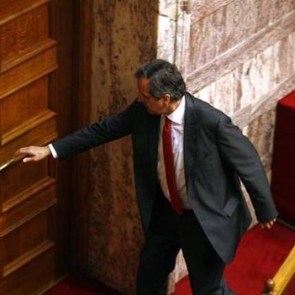 Το "εκρηκτικό μείγμα" της Ελλάδας - Η πολιτική αναντιστοιχία, ο πρόεδρος, ο Ρωμανός κι οι φόροι