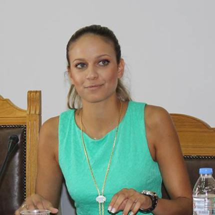 Η όμορφη Μυλοποταμίτισσα που έκλεψε τις εντυπώσεις στο Περιφερειακό Συμβούλιο!