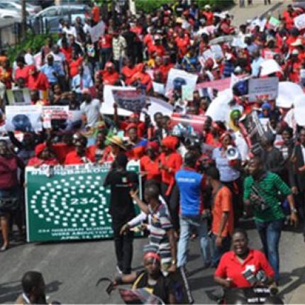 Τσάντ: Δεκάδες χιλιάδες διαδηλωτές εναντίον της Μπόκο Χαράμ