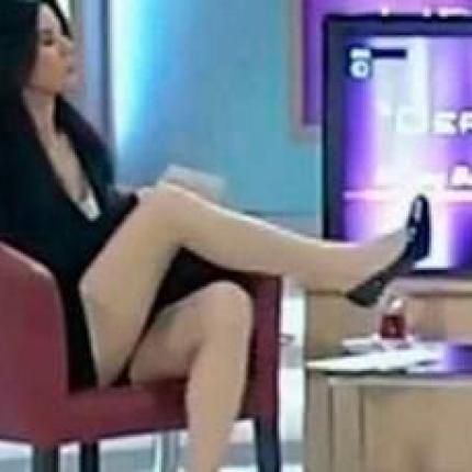 Η άκρως .. δυτική "φίλη" του εξ Ανατολών συντέκνου μας