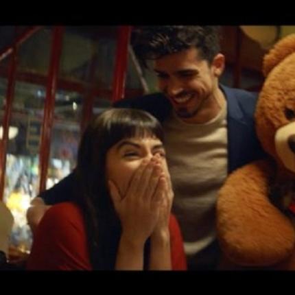 "Δες την αγάπη" - lacta