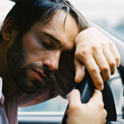 «Έξυπνη» ζώνη προειδοποιεί τον οδηγό όταν αποκοιμιέται στο τιμόνι!