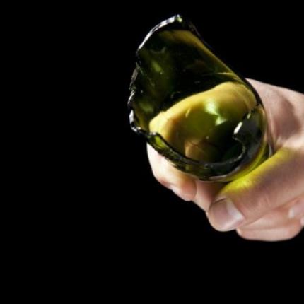 Νέο αιματηρό περιστατικό σε χωριό του Ηρακλείου - Τον τραυμάτισε με σπασμένο μπουκάλι