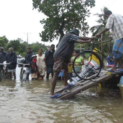 Περισσότεροι από 100 νεκροί από κατολισθήσεις στη Σρι Λάνκα