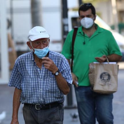 Η μάσκα απαραίτητη από σήμερα, παντού στο Ηράκλειο