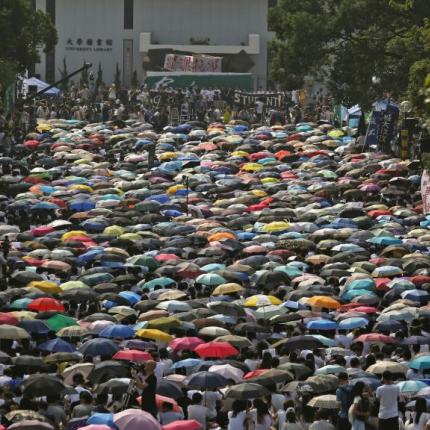 'Οταν η ομπρέλα γίνεται όπλο της δημοκρατίας στο Χονγκ Κονγκ