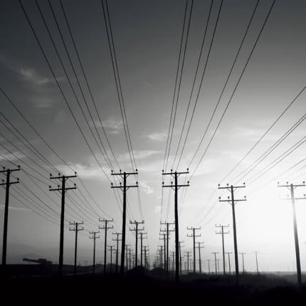 Θεσσαλονίκη: Έκλεβαν καλώδια από πεζοδρόμια και ρεύμα από τη ΔΕΗ