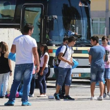 σχολικα λεωφορεια