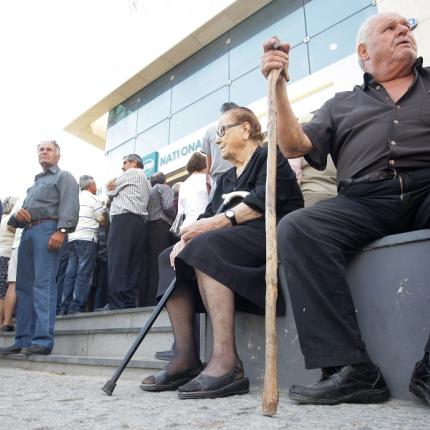 συνταξιούχοι ουρές