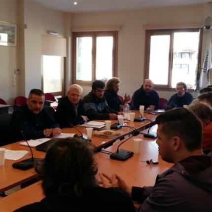 Θραψανιωτης αγροτες