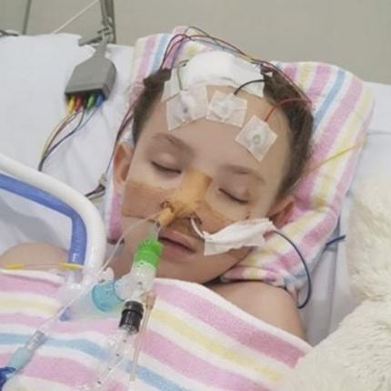 νεκρό κοριτσάκι