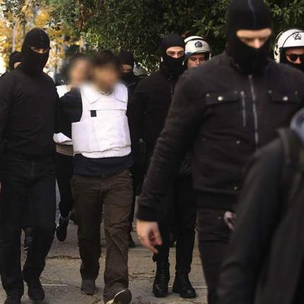 Από την προσαγωγή του "τοξοβόλου"