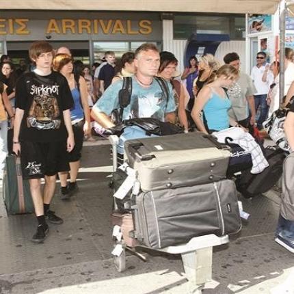 τουρίστες αεροδρόμιο