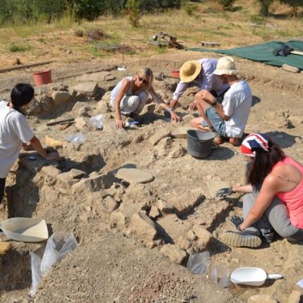 Τραπεζά Αιγιαλείας - ανασκαφή