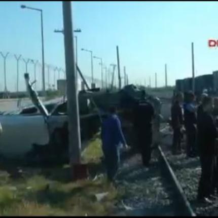 Σύγκρουση τρένου με φορτηγό στη νότια Τουρκία, εννέα νεκροί