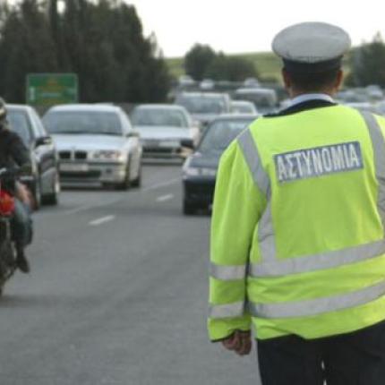 Προσοχή: Δίπλωσε νταλίκα στο ύψος της Αγίας Πελαγίας