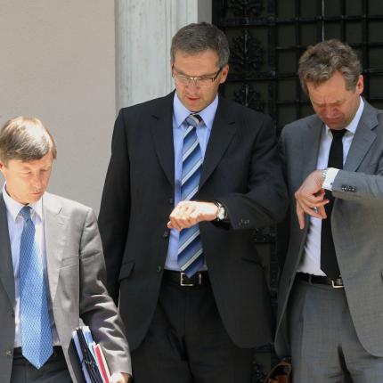 Συμβιβασμός με τη τρόϊκα για τις τράπεζες