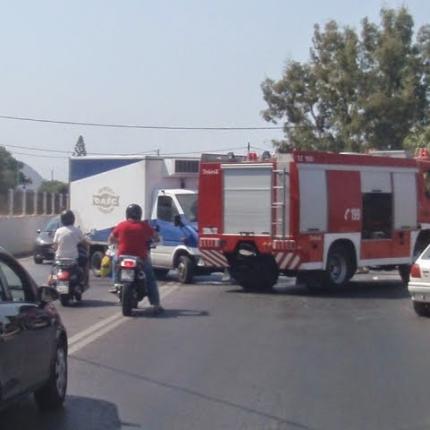 Τροχαίο ατύχημα με εγκλωβισμό γυναίκας στον ΒΟΑΚ