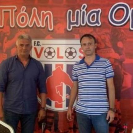 Σάκης Τσιώλης 