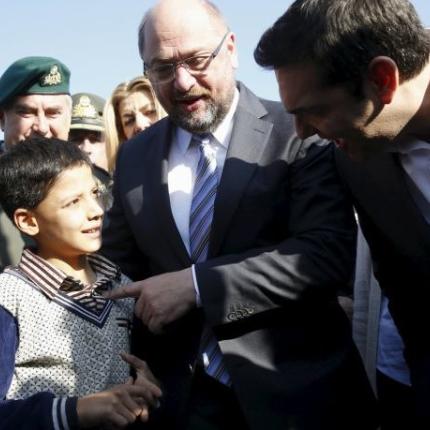 tsipras_sulz_paidi-735x459.jpg