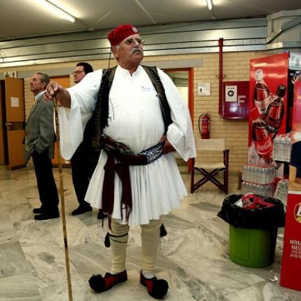 "Και ζήτω η Ελλάδα..." - 300 διανοούμενοι υπογράφουν υπέρ της χώρας μας