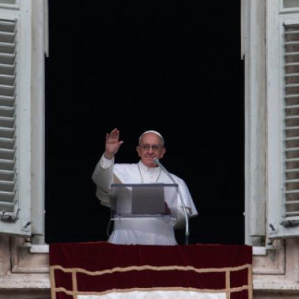 Προσευχή του Πάπα με πιστούς στο Ολύμπικο της Ρώμης