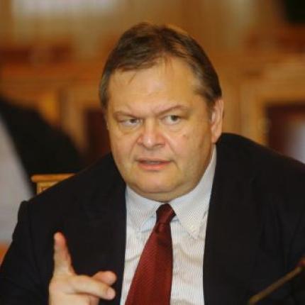 Ε.Βενιζέλος: Χρειάζεται πολιτική σταθερότητα για να φύγουμε από το μνημόνιο