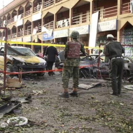 Έβαλαν φωτιά σε φερόμενο βομβιστή στη Νιγηρία