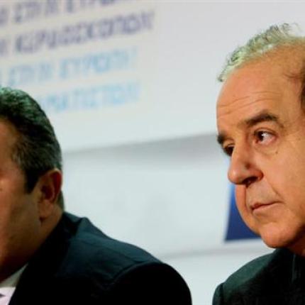 Σκληρή επίθεση των “Νέων” σε Καμμένο - Χαϊκάλη: "Το βατερλώ του βλάκα"