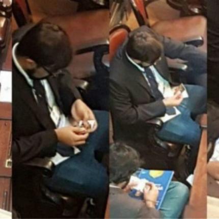 βουλευτες χαρτακια