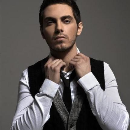 Ο Μιχάλης Χατζηγιάννης για μία μοναδική συναυλία στην Αγία Γαλήνη