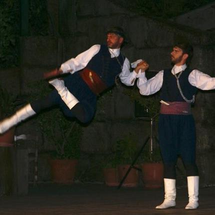 Χορευτική εκδήλωση οργανώνει αύριο ο Πολιτιστικός Σύλλογος Αγίου Ιωάννη