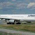 0456e533-1024px-lufthansa_a340-300.jpg