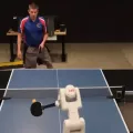 ρομποτ πινγκ πονγκ