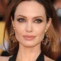 Η Αντζελίνα Τζολί δηλώνει "ανοικτή" όσον αφορά το ενδεχόμενο να ασχοληθεί με την πολιτική 