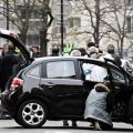 Charlie Hebdo: Δέκα βόμβες μολότοφ και δύο τζιχαντιστικές σημαίες στο όχημα διαφυγής
