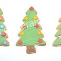 DIY: Μπισκοτένια Χριστουγεννιάτικα δεντράκια!