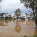 Απεγκλώβισαν μητέρα με δύο παιδιά από σπίτι στο Γιόφυρο 