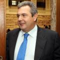Στο θάλαμο επιχειρήσεων του ΥΕΝ ο Πάνος Καμμένος