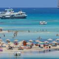 kritiki-upodoxi-gia-3000-touristes-sto-irakleio.w_l.jpg