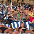 Μαγιόρκα: Πρόστιμο 600 ευρώ σε όσους κυκλοφορούν με... μαγιό!