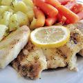 Πέρκα με λαχανικά και σος πιπεριάς