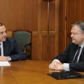 Ξεκίνησε η συνάντηση Σαμαρά - Βενιζέλου στο Μέγαρο Μαξίμου
