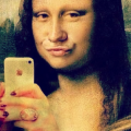 Οι διάσημες που μισούν τις ... selfies