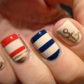 striped_manicure.jpg