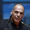 Βαρουφάκης: Οφείλουμε να παρατείνουμε τη δανειακή σύμβαση για μερικούς μήνες