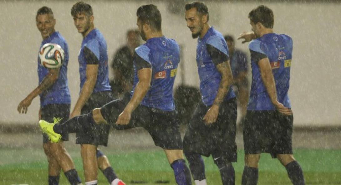 Εθνική: Αλλαγές στη βασική εντεκάδα σκέφτεται ο Σάντος