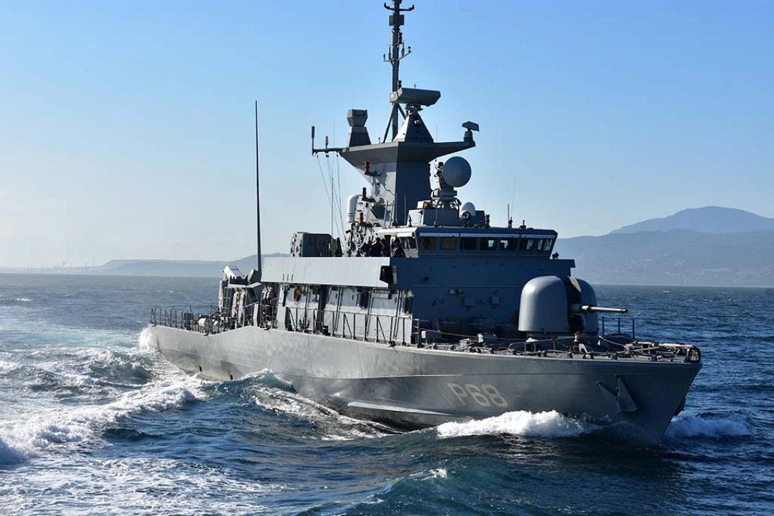 πολεμικο ναυτικο.jpg