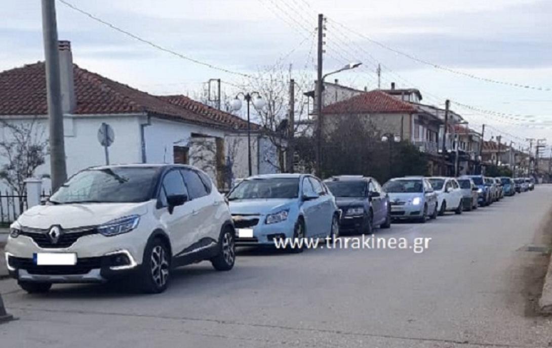  Κάνουν… ουρές για μια εορταστική επίσκεψη στην Τουρκία.jpg